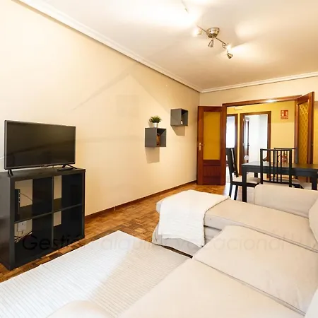 Amosucas Apartament *
