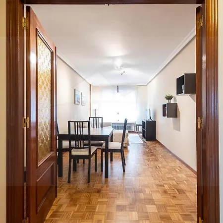 Amosucas Apartament *