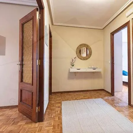 Amosucas Apartament *